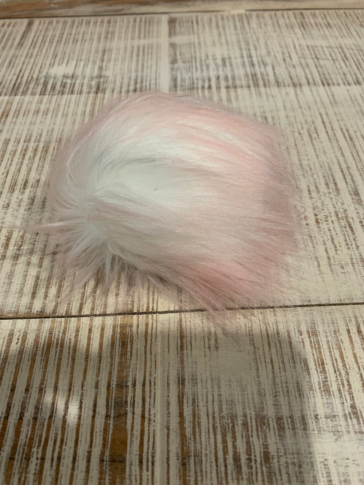Cockatoo - Faux Fur Pom Pom